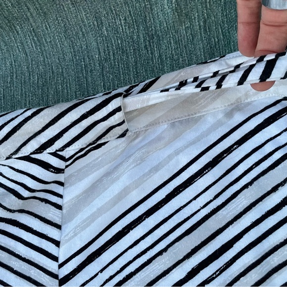 Dakini Faux Wrap Knee Length White Black/Gray Striped Skirt Size Large - Picture 10 of 13